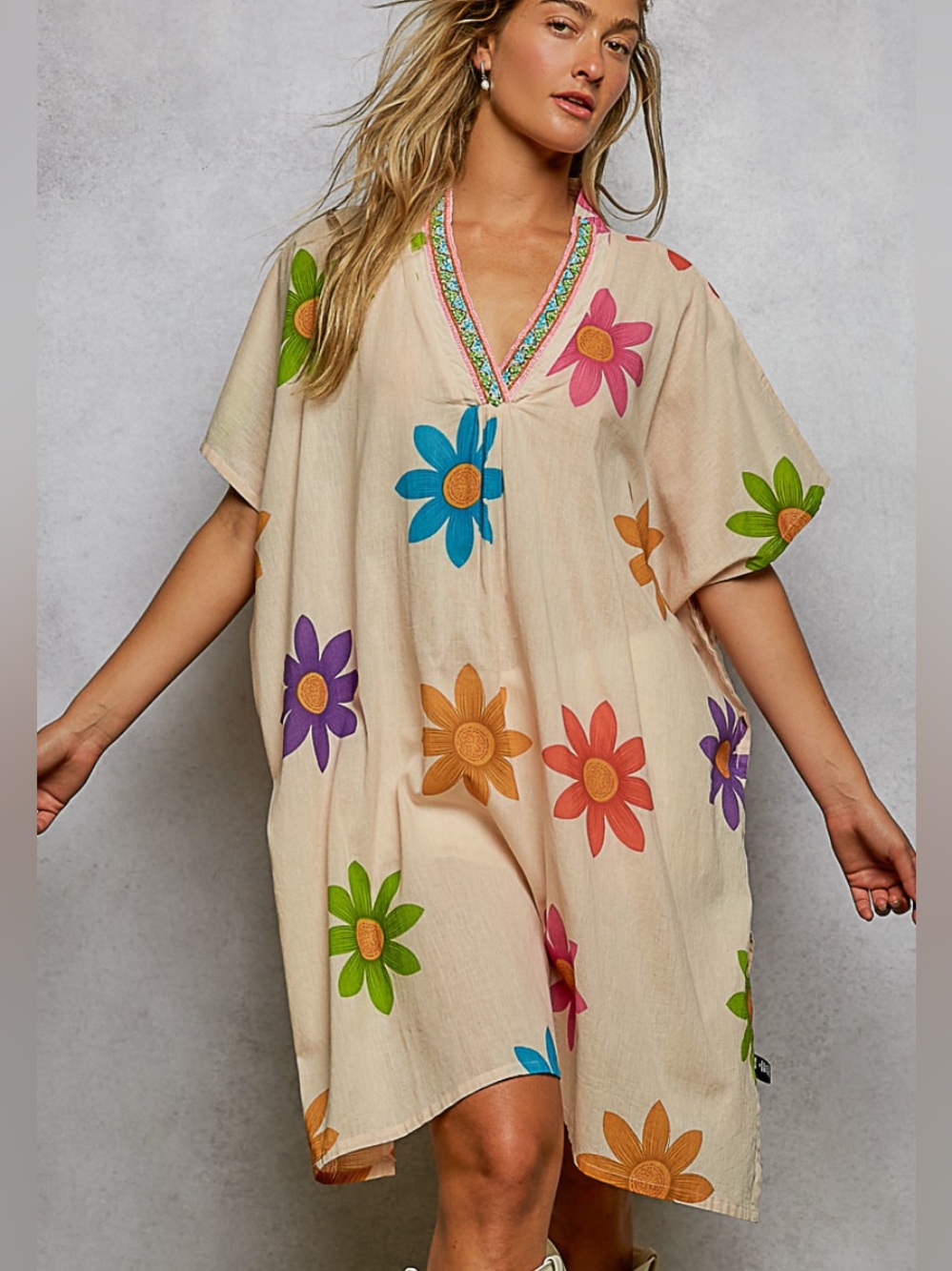 NWOT POL Groovy Daisy Dress Size Small